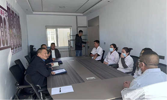 苏尼特左旗人大常委会 开展苏木镇基层卫生服务体系 建设情况专题调研